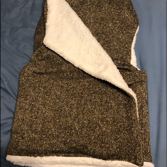 ARRIVED!Olive Green Open Front Vest Top! - Picture 7 of 8